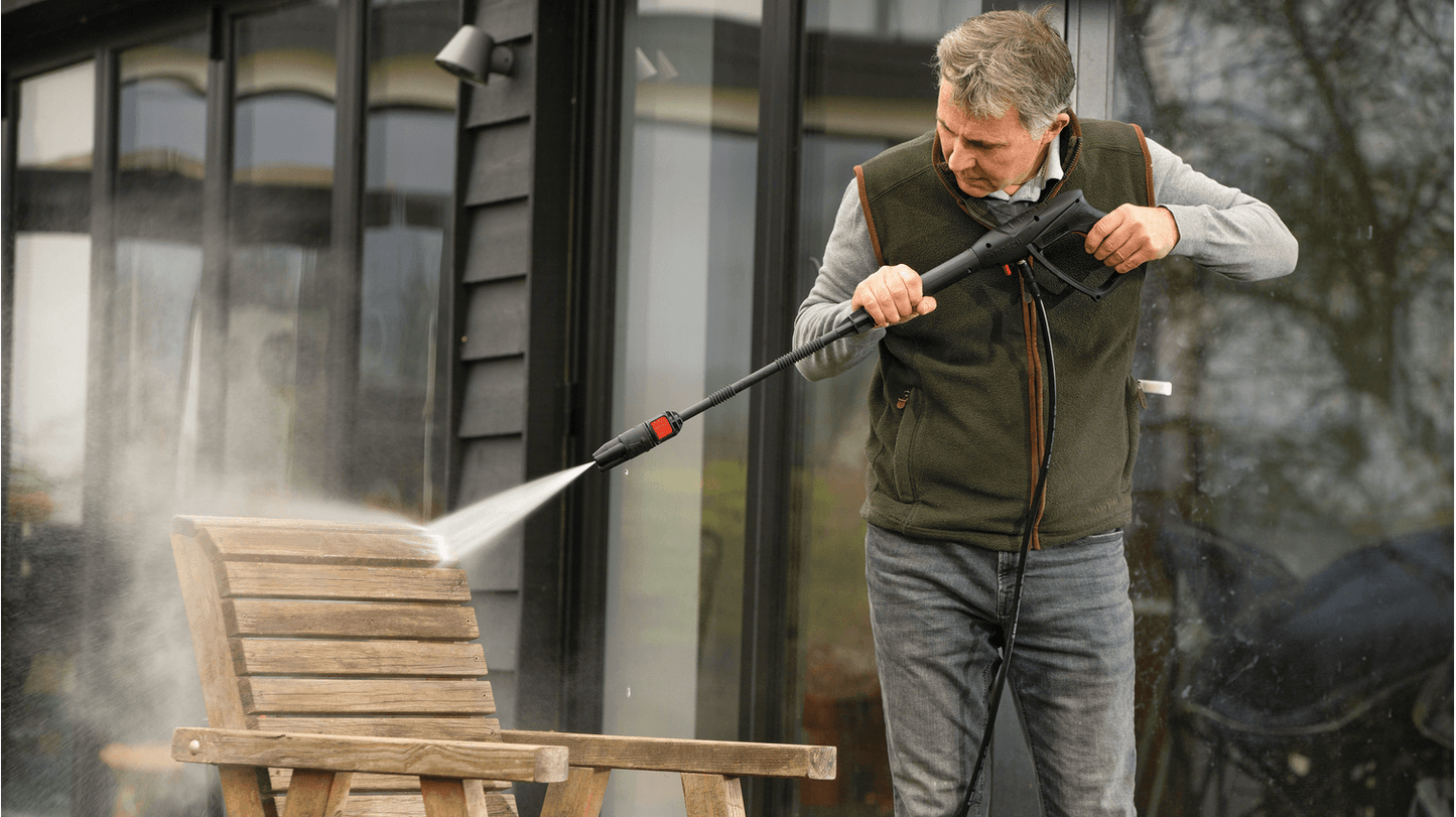 Bosch Universal Aquatak 125 High Pressure Washer